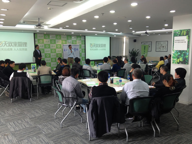 �Ϻ��|��ʯ�ĽM����ÿ��Ч�ʹ�������Ӗ(x��n)